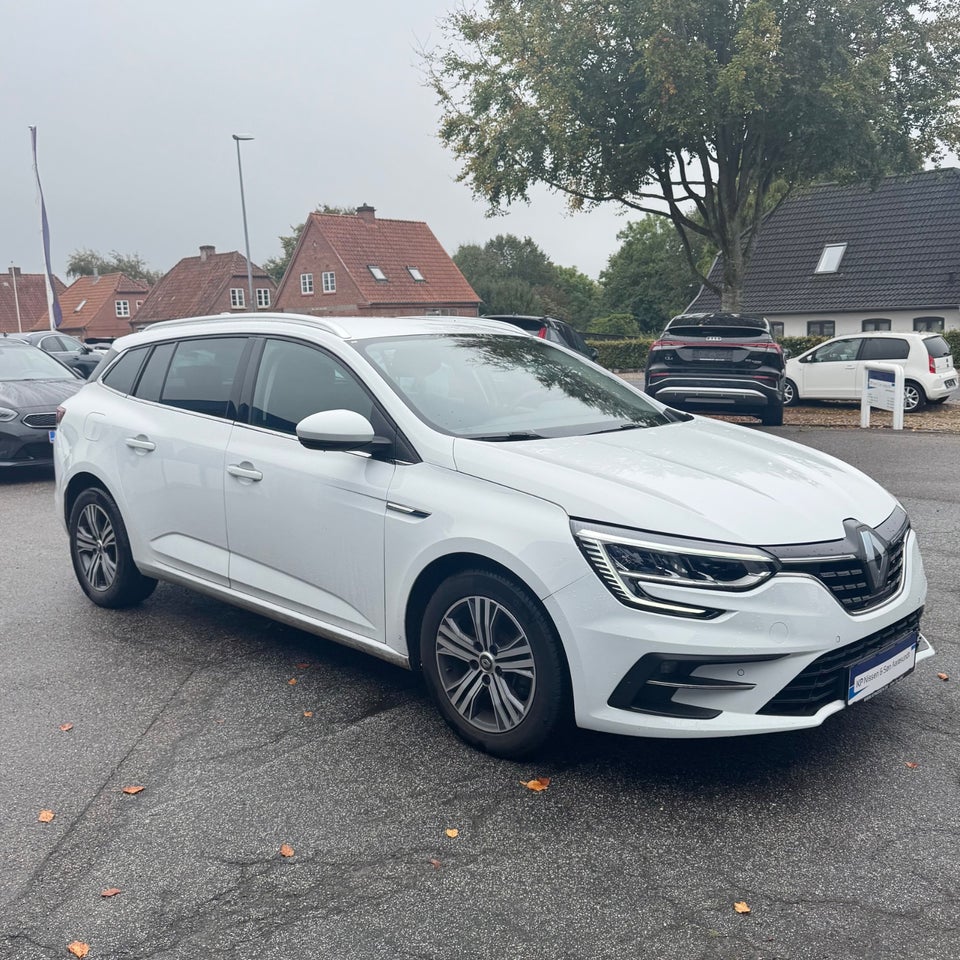 Renault Megane IV 1,6 E-Tech Zen Sport Tourer 5d
