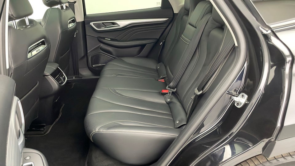 MG Marvel R Performance 5d