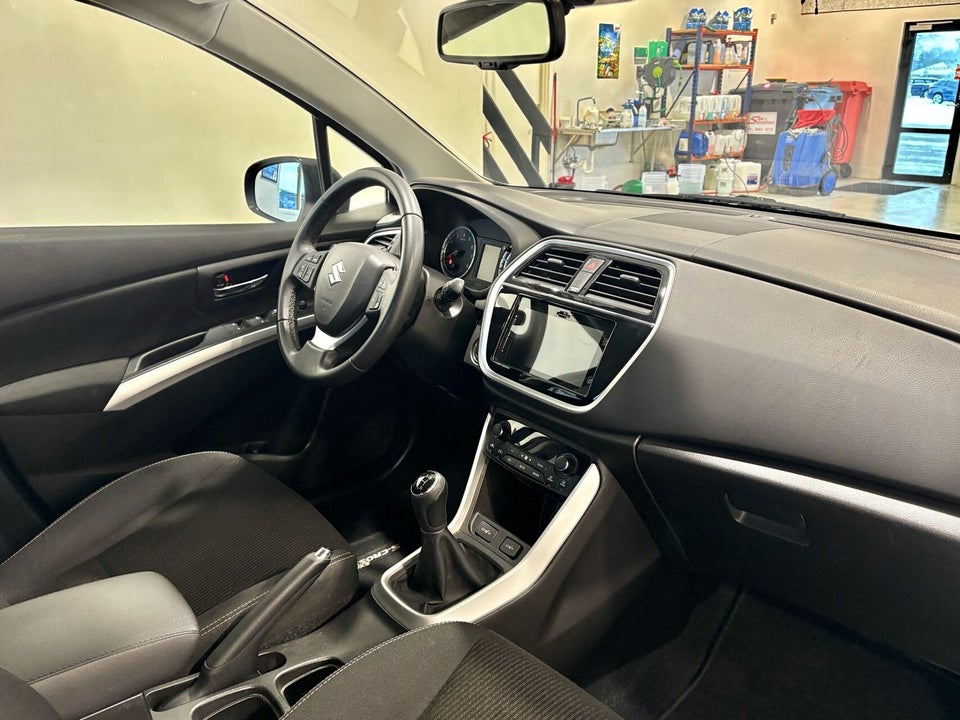 Suzuki S-Cross 1,0 Boosterjet Active 5d