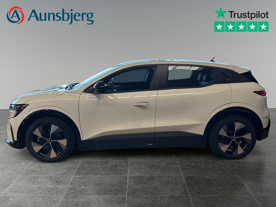 Renault Megane E-Tech 40 Equilibre 5d