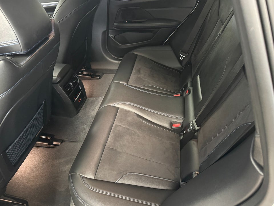 BMW i4 eDrive40 Fully Charged M-Sport 5d