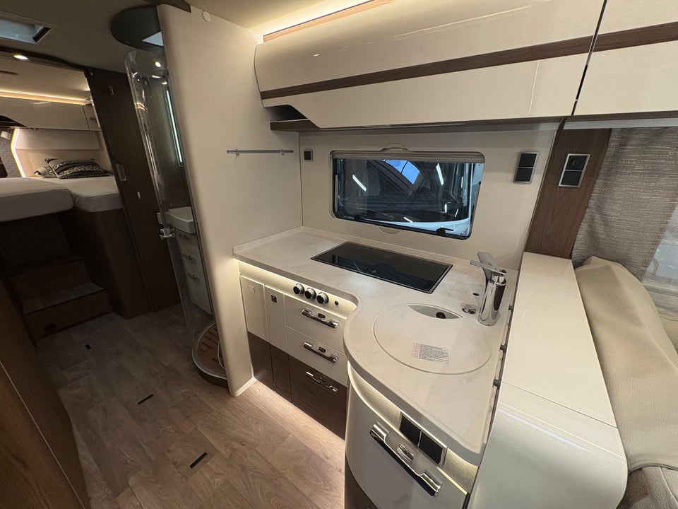 Hymer B-ML I880 2,0 CDi 170 aut. 2d