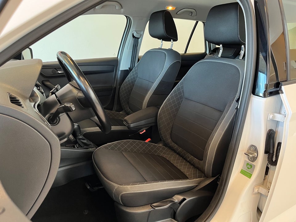 Skoda Fabia 1,0 TSi 110 Ambition Combi DSG 5d