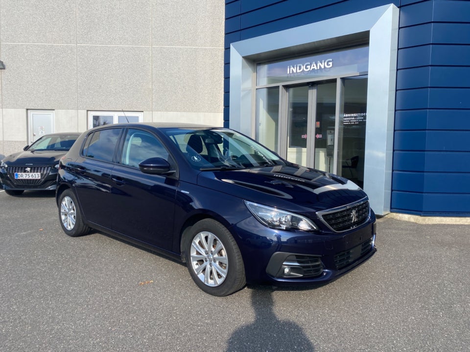 Peugeot 308 1,5 BlueHDi 130 Style 5d