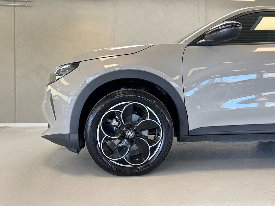 Alfa Romeo Junior Elettrica Core 5d