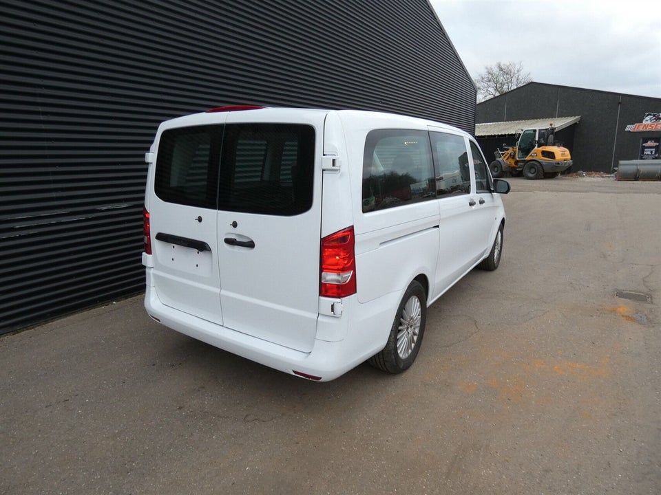 Mercedes eVito 129 Tourer PRO XL Van