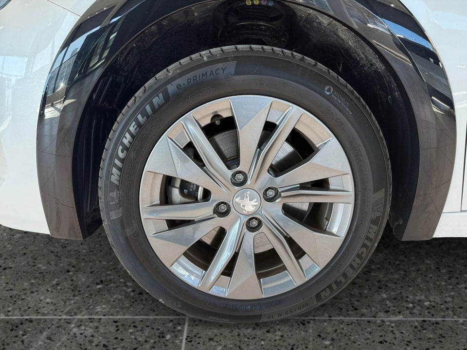 Peugeot e-208 50 Allure Pack 5d