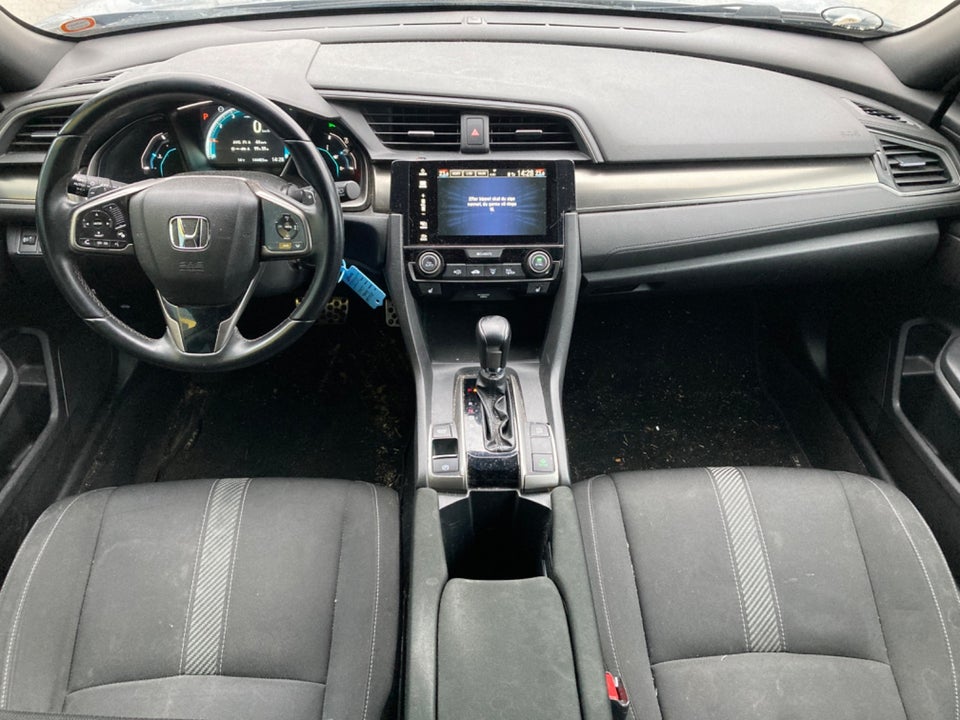 Honda Civic 1,0 VTEC Turbo Elegance CVT 5d