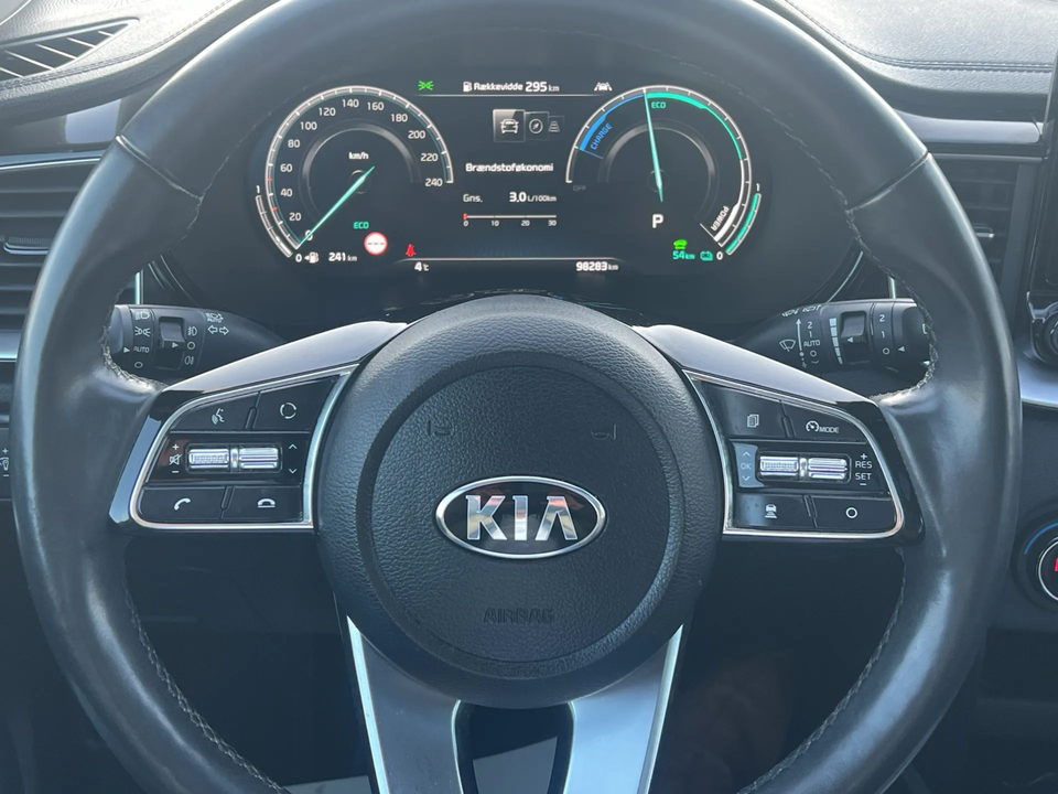Kia XCeed 1,6 PHEV Upgrade DCT 5d