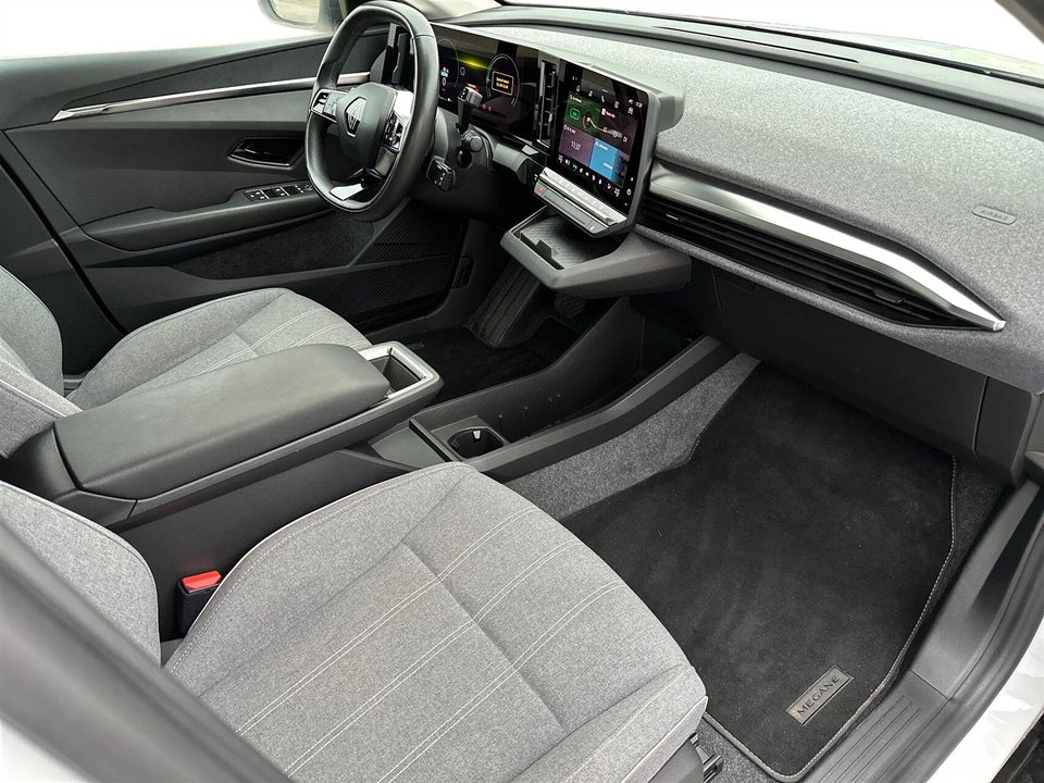 Renault Megane E-Tech 40 Equilibre 5d