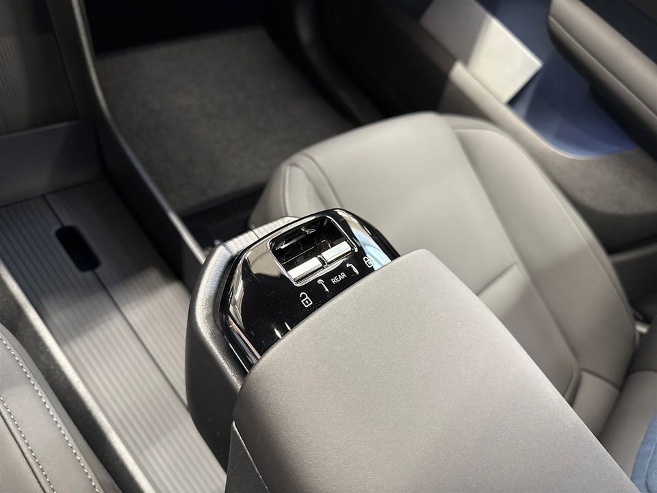 Volvo EX30 Extended Range Ultra 5d