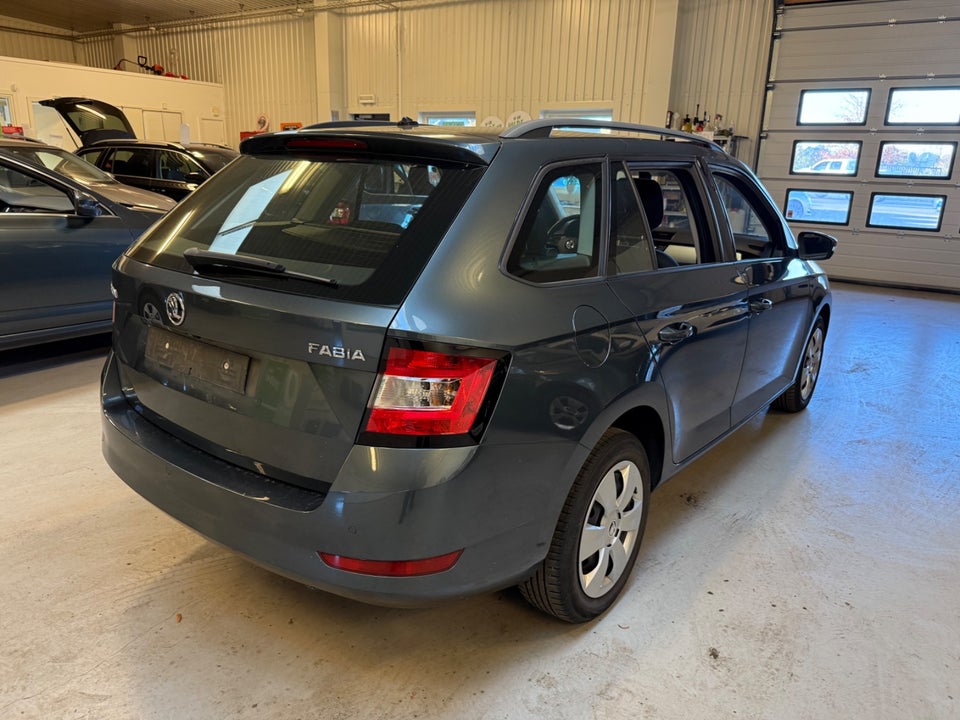 Skoda Fabia 1,0 TSi 95 Ambition Combi 5d
