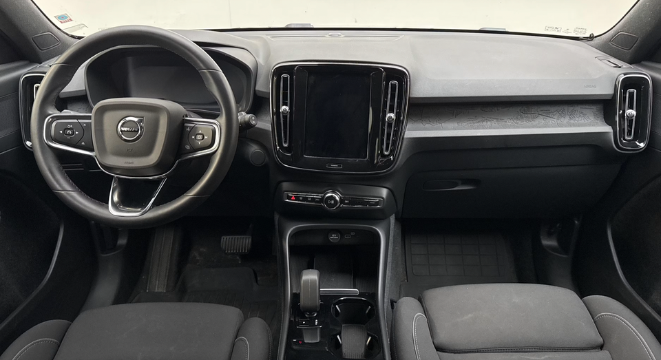 Volvo XC40 ReCharge Extended Range Plus 5d