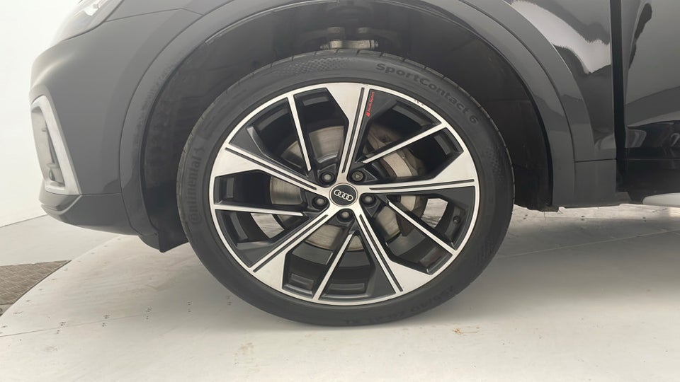 Audi Q5 55 TFSi e S-line quattro S-tr. 5d