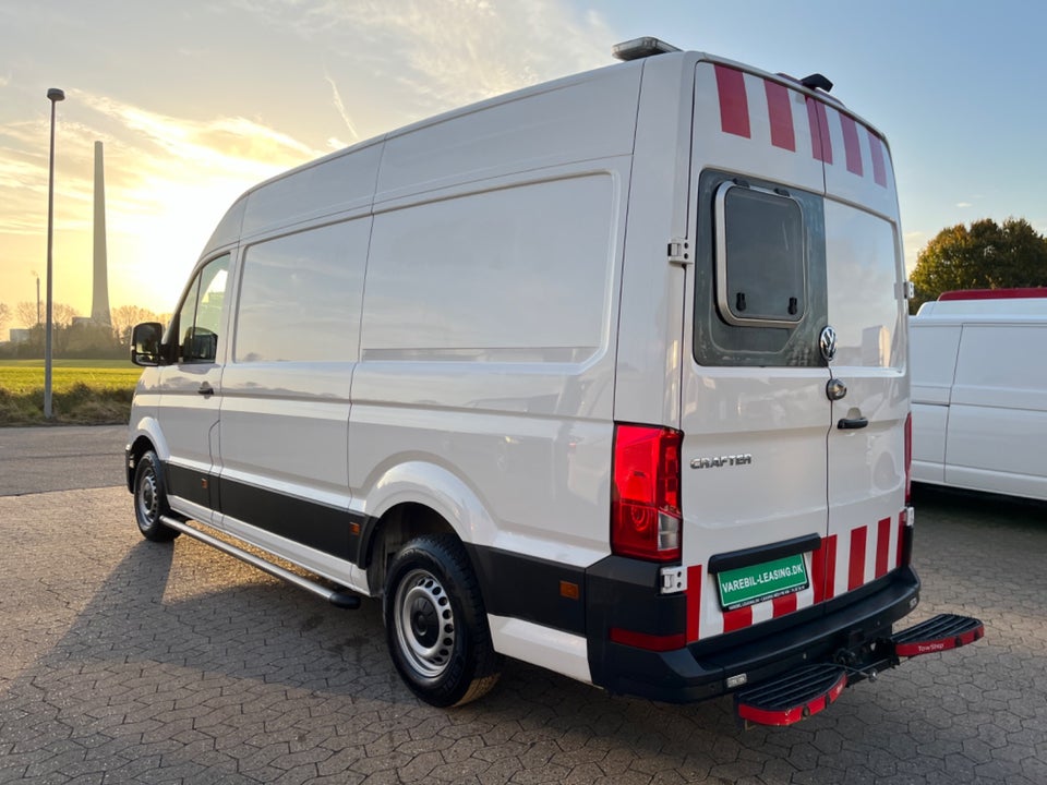 VW Crafter 35 2,0 TDi 140 Kassevogn L3H3 aut.