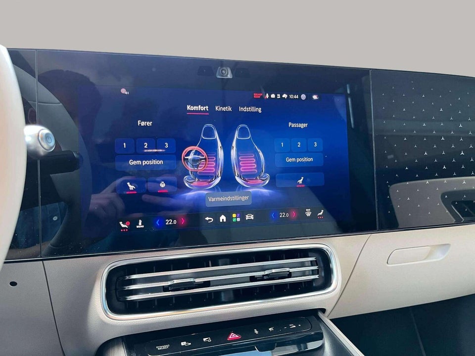 Mercedes CLA250+ electric Progressive Premium Plus 4d
