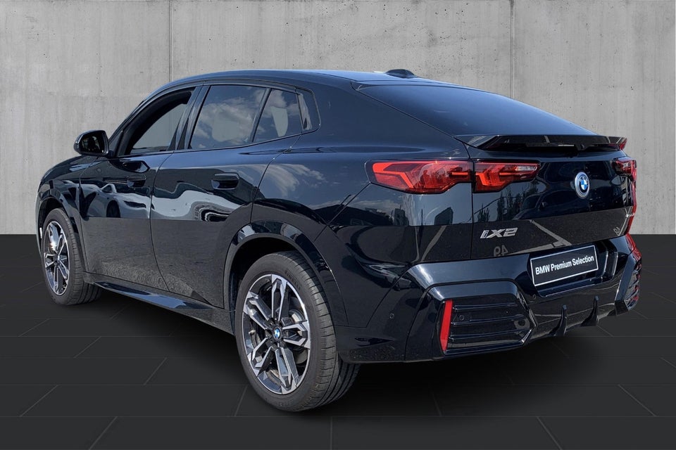 BMW iX2 eDrive20 M-Sport 5d