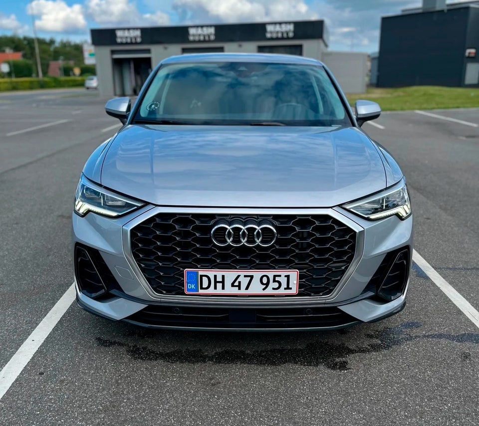 Audi Q3 45 TFSi e Attitude+ Sportback S-tr. 5d