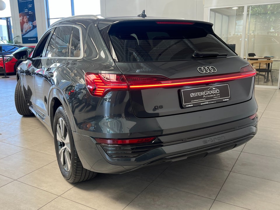 Audi Q8 e-tron 50 Prestige quattro 5d