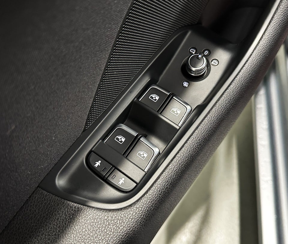 Audi A3 1,6 TDi 110 Sport Sportback 5d