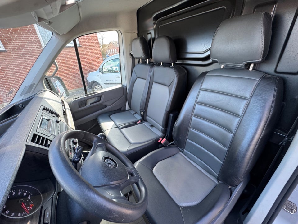 VW Crafter 35 2,0 TDi 140 Kassevogn L3H2