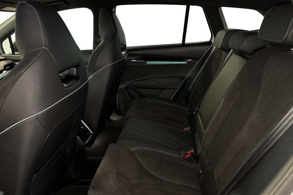 Skoda Enyaq 60 iV Sportline 5d