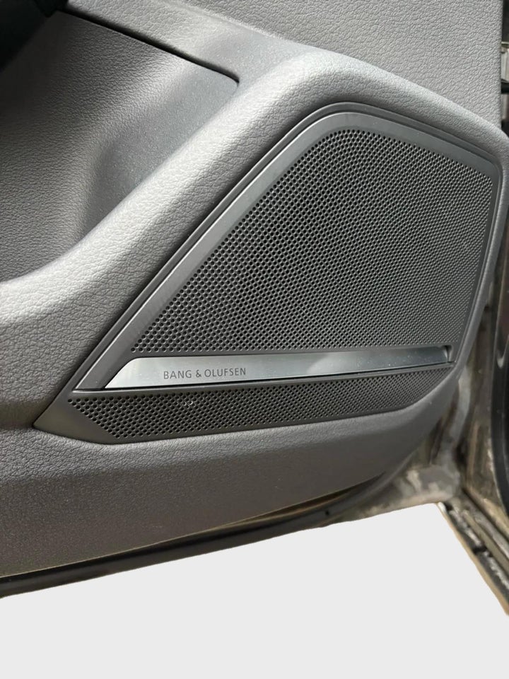 Audi A6 55 TFSi e S-line quattro S-tr. 4d