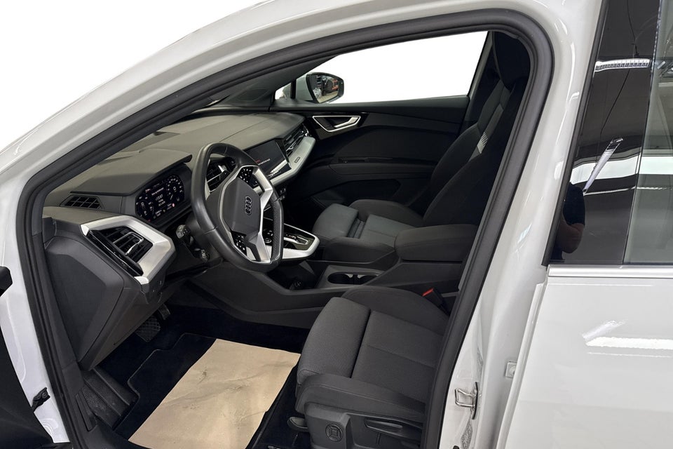 Audi Q4 e-tron 40 Attitude 5d
