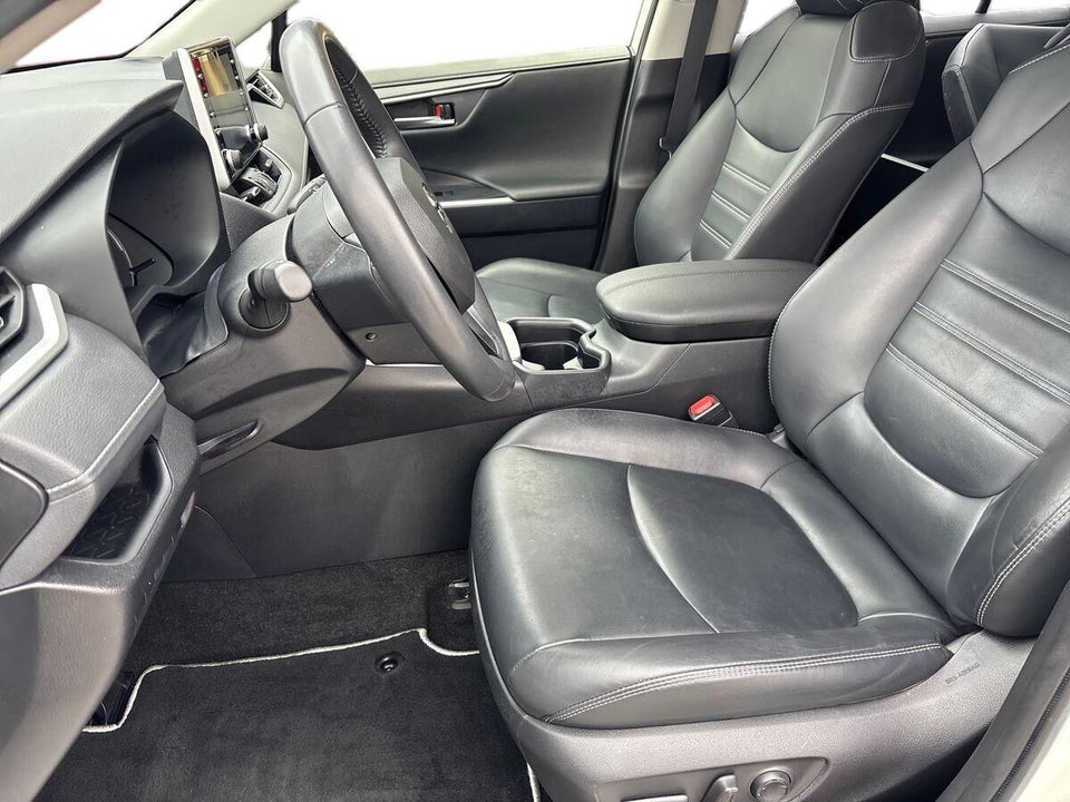 Toyota RAV4 2,5 Hybrid H3 Comfort MDS AWD-i Van 5d