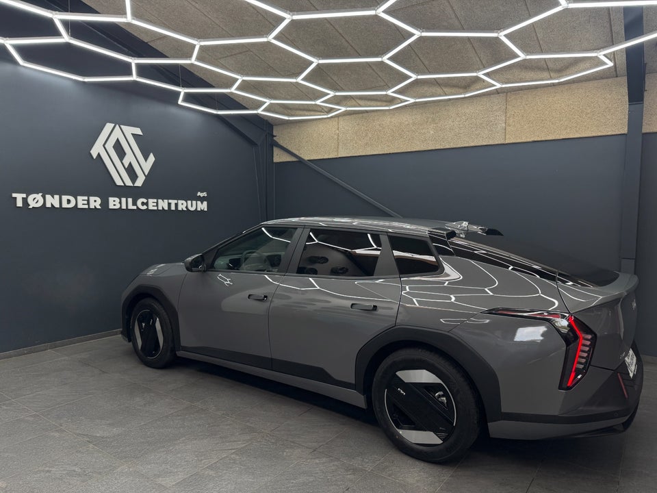 Kia EV4 81 Long Range Upgrade Fastback 4d