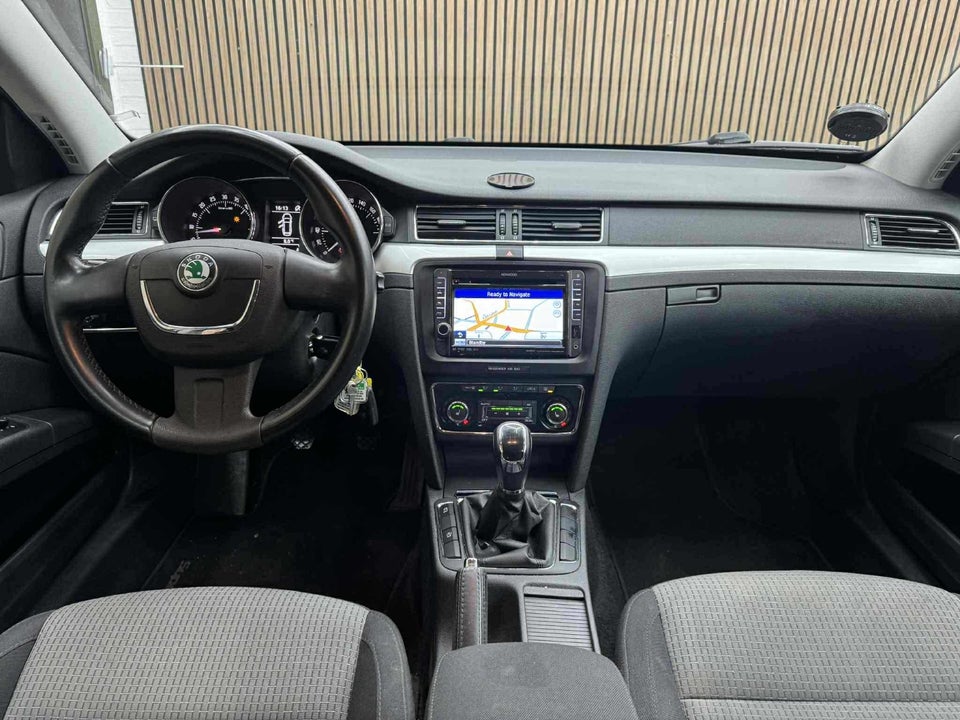 Skoda Superb 1,6 TDi 105 Ambition Combi GreenLine 5d