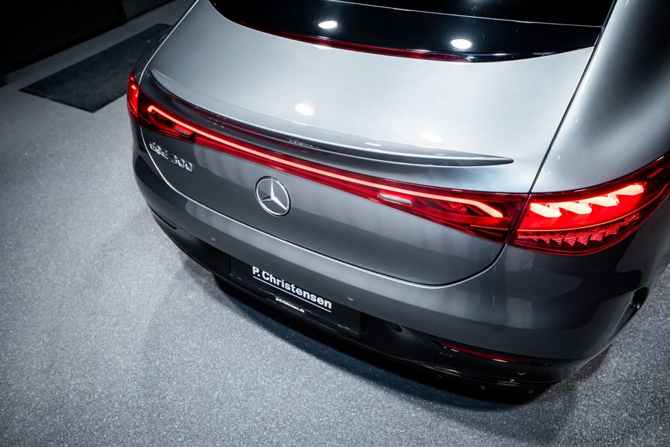 Mercedes EQE300 AMG Line 4d