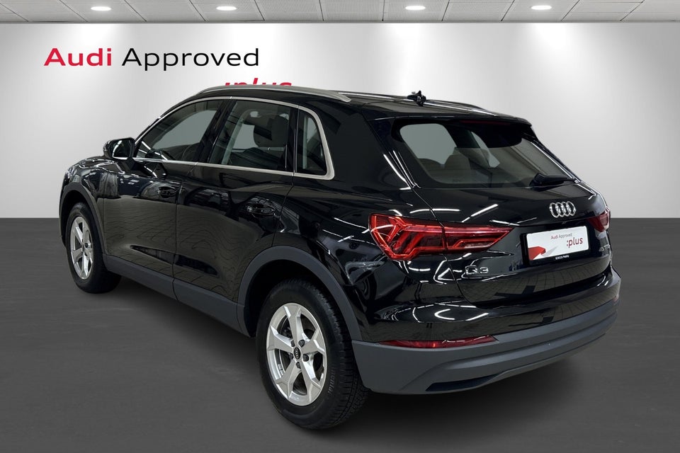 Audi Q3 45 TFSi e Attitude plus S-tr. 5d