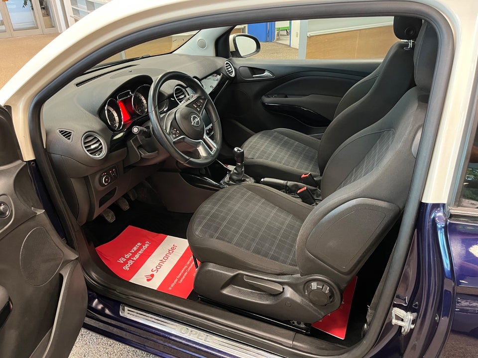 Opel Adam 1,4 87 Glam 3d