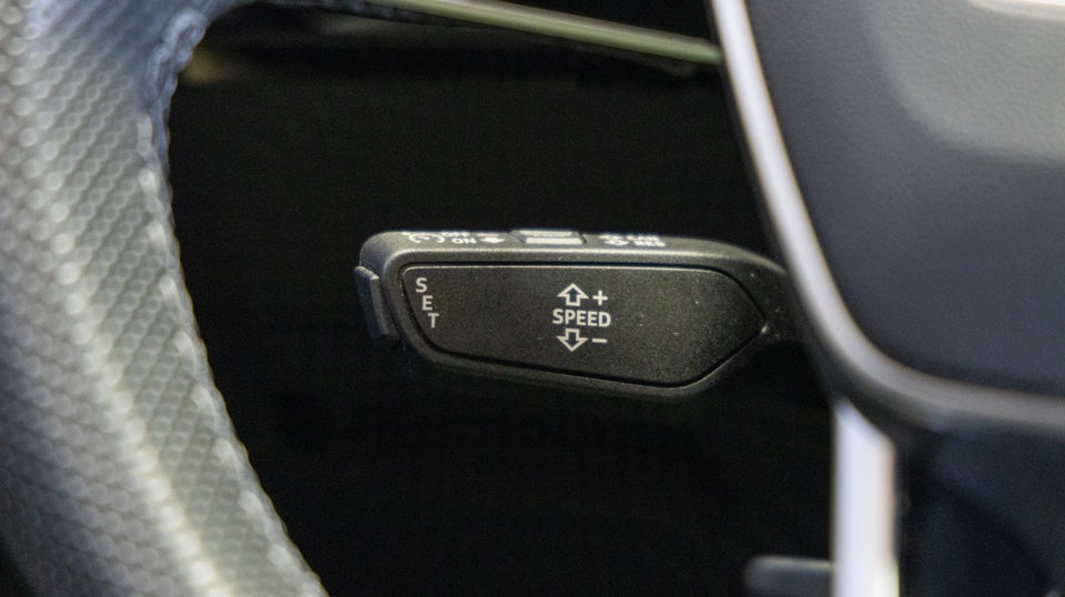 Audi e-tron 55 S-line quattro 5d