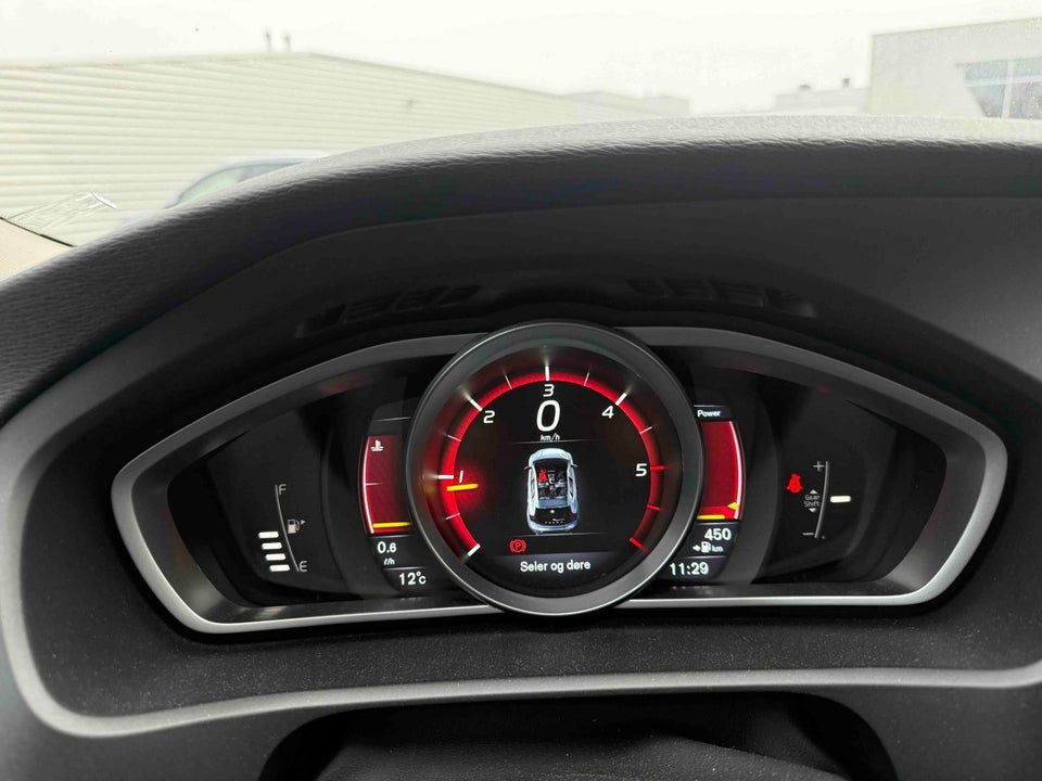 Volvo V40 1,6 D2 115 Drive-E 5d