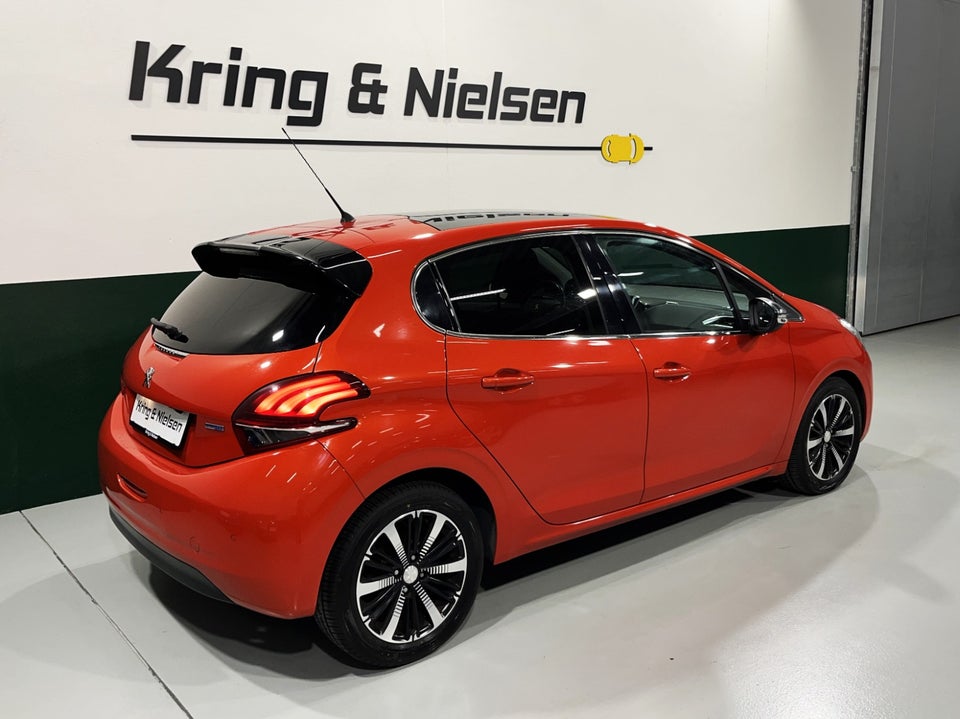 Peugeot 208 1,6 BlueHDi 100 Desire Sky 5d