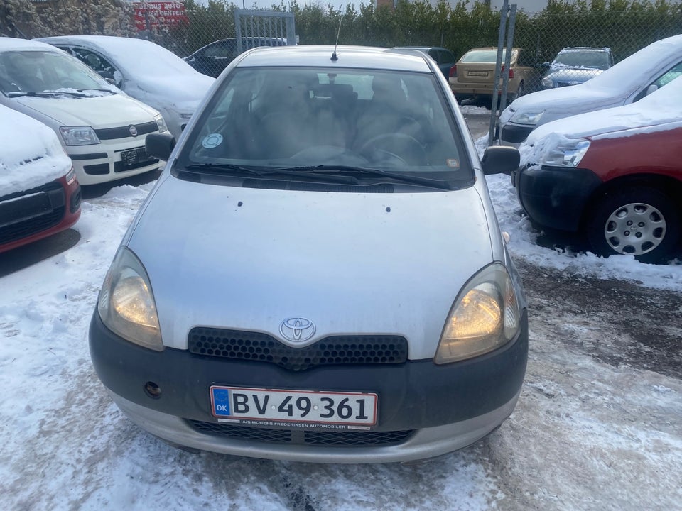 Toyota Yaris 1,0 Luna 3d