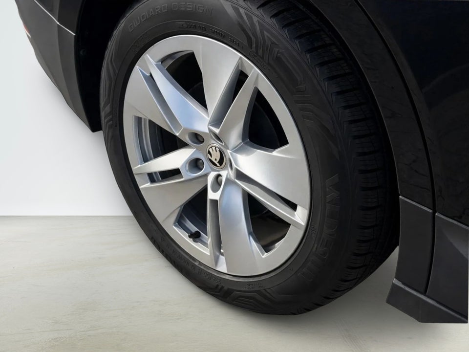 Skoda Enyaq 60 iV Loft 5d