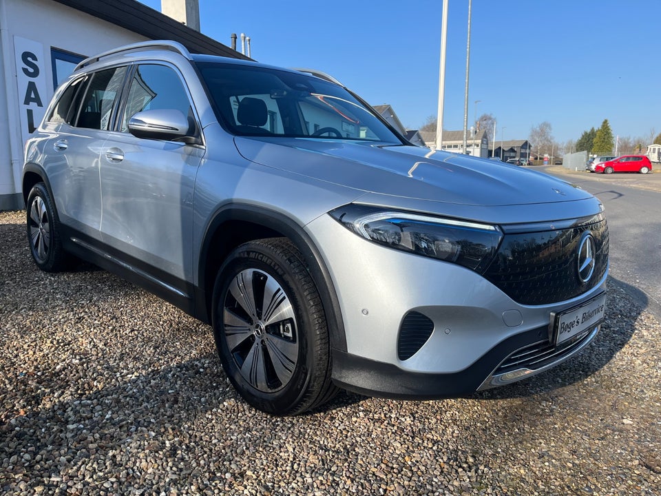 Mercedes EQB250+ Progressive 5d