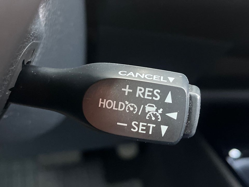 Toyota C-HR 1,8 Hybrid C-LUB Premium CVT 5d