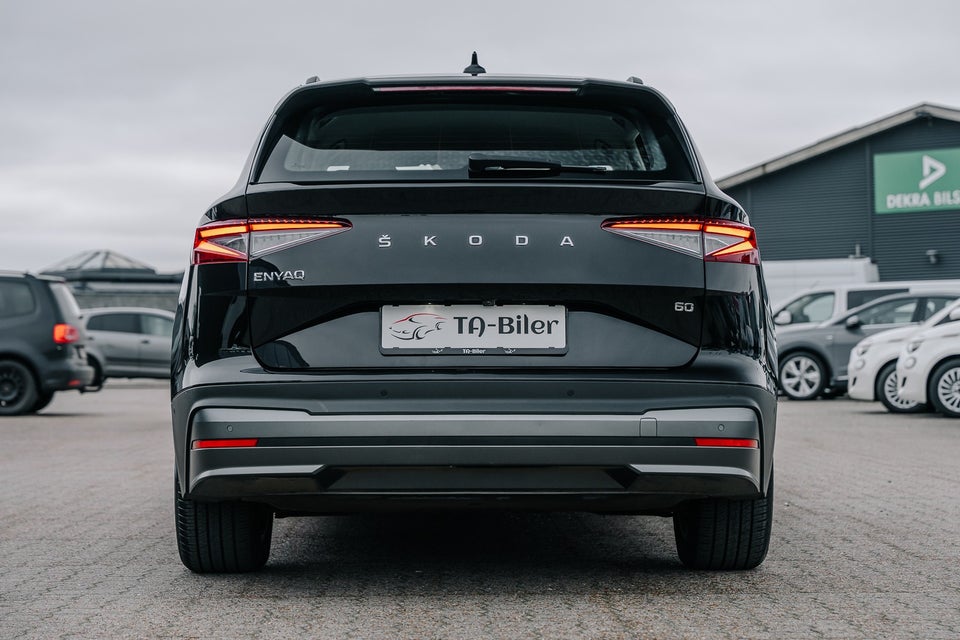 Skoda Enyaq 60 iV Loft 5d