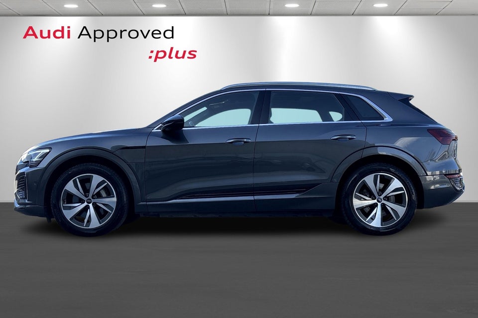 Audi Q8 e-tron 55 S-line quattro 5d