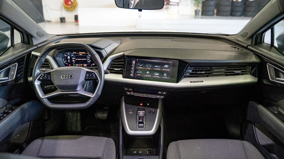 Audi Q4 e-tron 40  5d