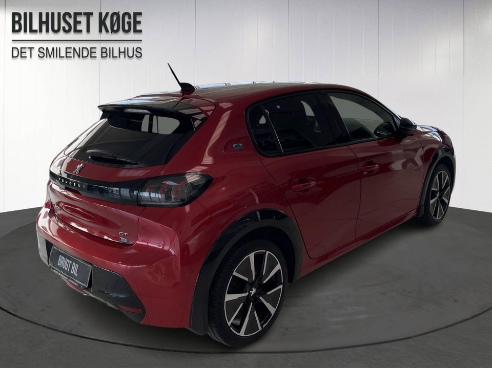 Peugeot e-208 50 GT Limited 5d