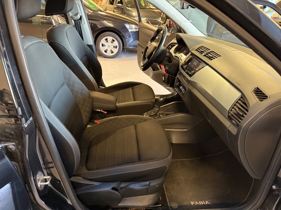 Skoda Fabia 1,0 TSi 110 Ambition Combi DSG 5d