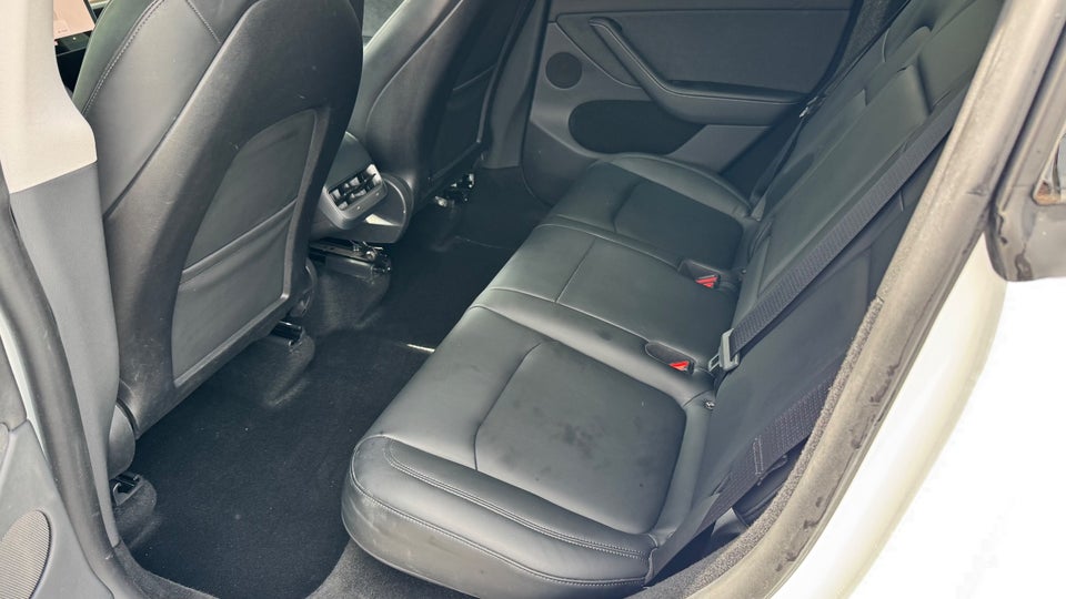 Tesla Model Y RWD 5d