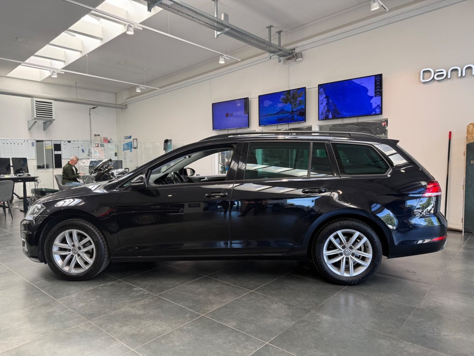 VW Golf VII 2,0 TDi 150 Comfortline Connect Variant DSG 5d