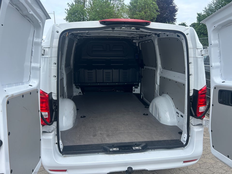 Mercedes Vito 114 2,0 CDi A2 Kassevogn PRO aut. RWD