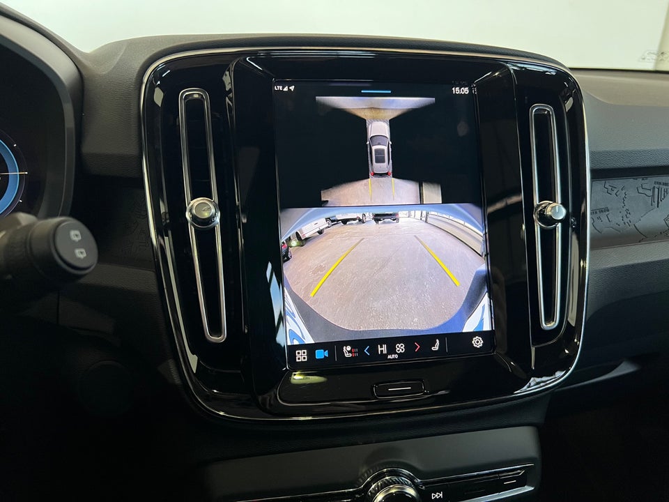 Volvo XC40 ReCharge Extended Range Ultra Dark 5d